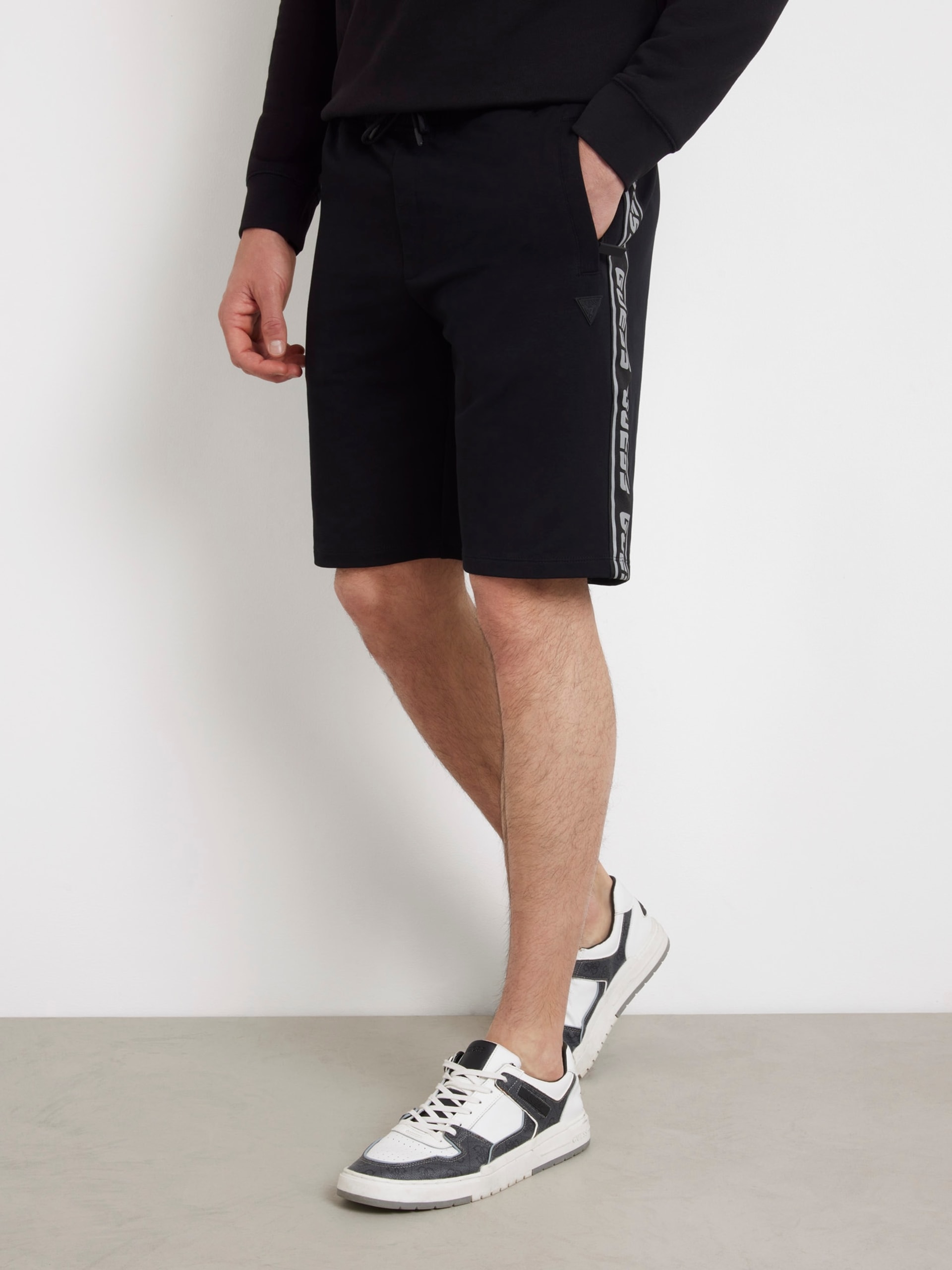 SHORTS, GUESS